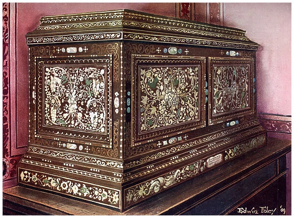 Inlaid jewel casket of walnut wood with panelled front, sides and top, 1910. Artist: Edwin Foley