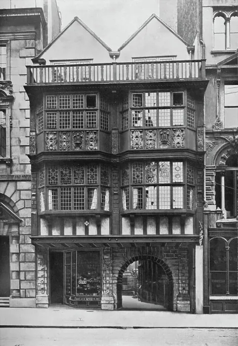 Framed Print : Inner Temple Gate House, City of London, c1900 (1911) Framed Print : Inner Temple Gate House, City of London, c1900 (1911)