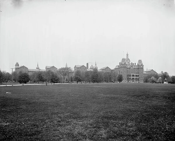 Insane Asylum, Columbus, O[hio], between 1900 and 1906. Creator: Unknown