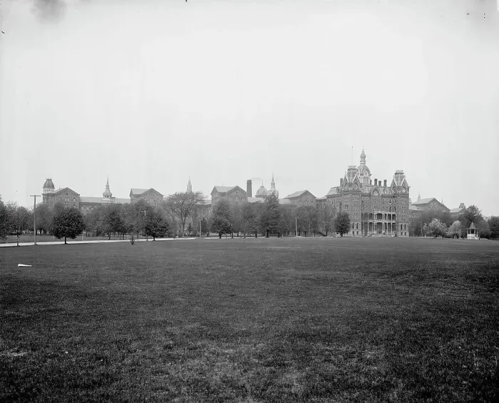 Framed Print : Insane Asylum, Columbus, O[hio], between 1900 and 1906. Creator: Unknown
