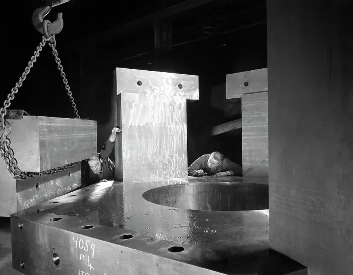 Framed Print : Inspecting a bubble chamber casting, Edgar Allens steel foundry, Sheffield, South Yorkshire, 1964 Framed Print : Inspecting a bubble chamber casting, Edgar Allens steel foundry, Sheffield, South Yorkshire, 1964