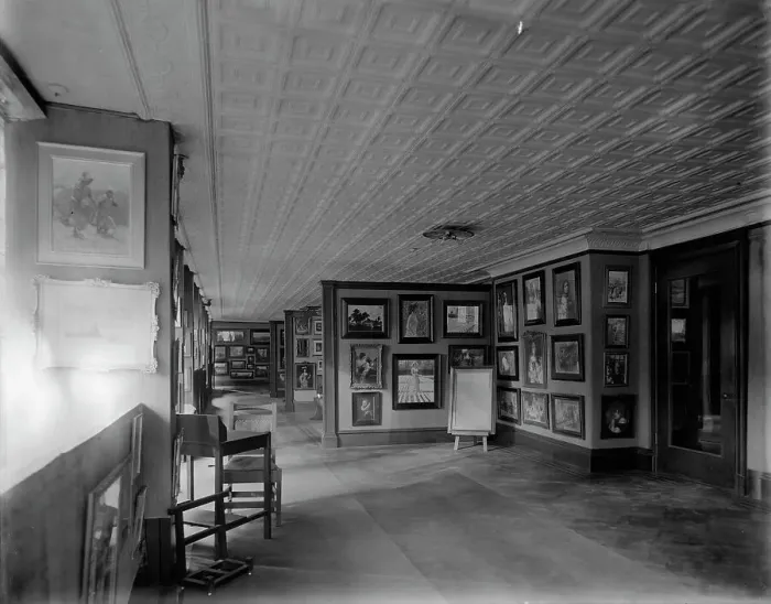 Framed Print : Interior of 234 Fifth Avenue, Detroit Publishing Co. New York, N.Y. between 1905 and 1915. Creator: Unknown Framed Print : Interior of 234 Fifth Avenue, Detroit Publishing Co. New York, N.Y. between 1905 and 1915. Creator: Unknown
