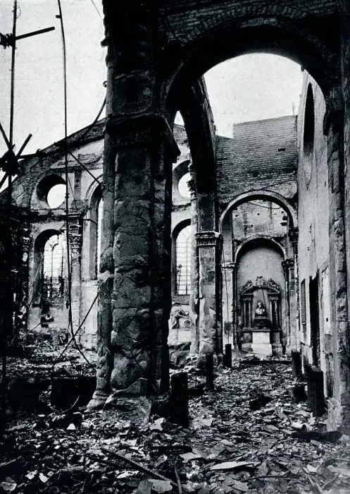Framed Print : Interior of the Church of St. Mary Le Bow, Cheapside burnt out in an air raid, 1941 Framed Print : Interior of the Church of St. Mary Le Bow, Cheapside burnt out in an air raid, 1941