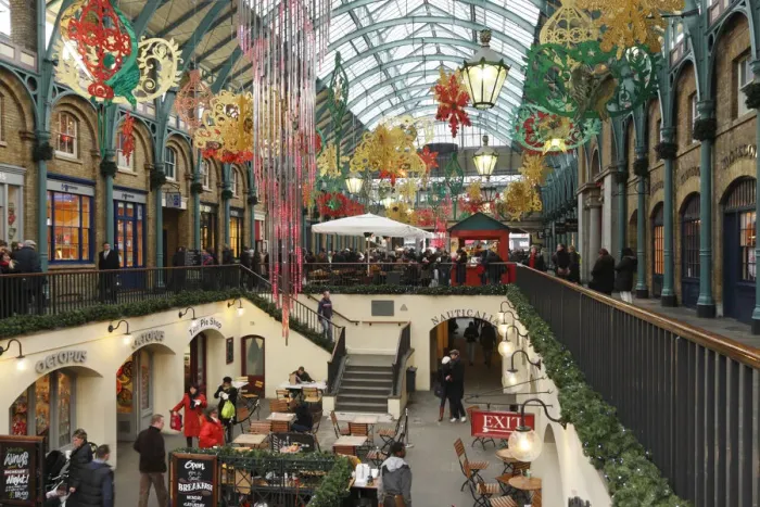 Framed Print : Interior of Covent Garden Market, London, 2010 Framed Print : Interior of Covent Garden Market, London, 2010