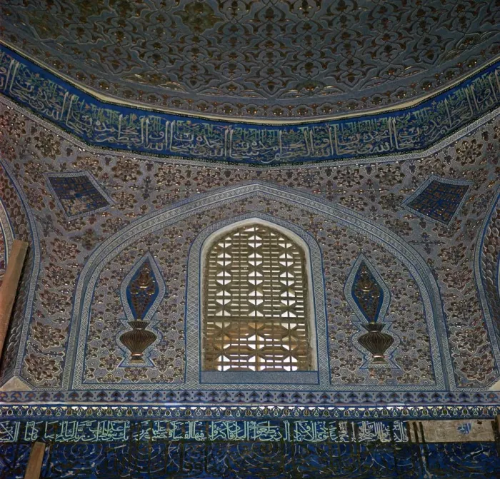 Framed Print : Interior of the Gur-I Mur Mausoleum in Samarkand, 15th century Framed Print : Interior of the Gur-I Mur Mausoleum in Samarkand, 15th century
