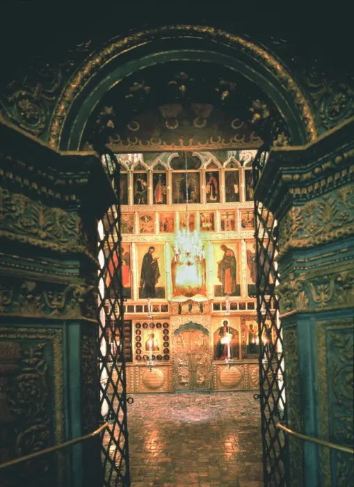 Framed Print : Interior with the iconostasis in the Annunciation Cathedral in the Moscow Kremlin, 14th-15th cen Artist: Old Russian Architecture