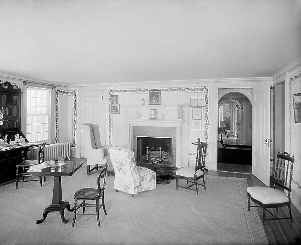 Interior, living room, New York City, between 1900 and 1910. Creator: Unknown