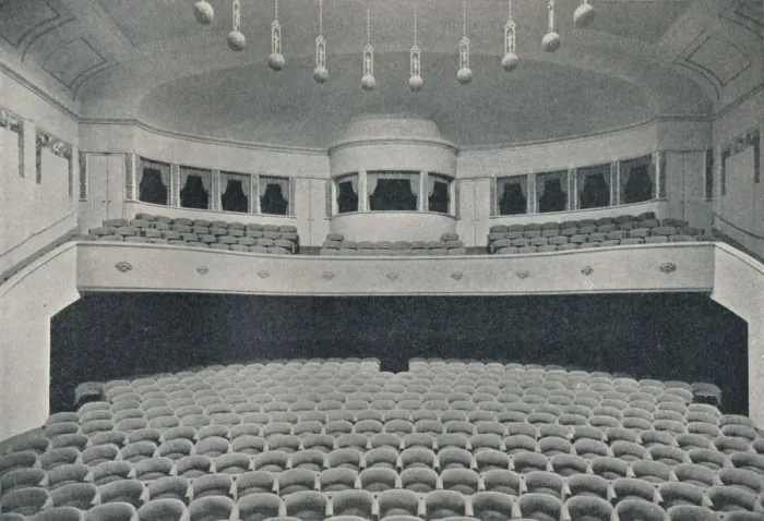 Framed Print : Interior of a new Kino Theatre in the West End of Berlin, c1913 Framed Print : Interior of a new Kino Theatre in the West End of Berlin, c1913