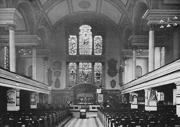 Interior of St. Jamess Church, Piccadilly, 1903