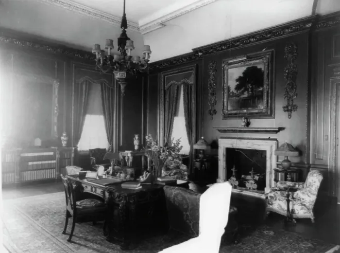 Framed Print : Interior view of Mrs. Hamilton Rice home in Newport, Rhode Island, with... between 1917 and 1927. Creator: Frances Benjamin Johnston Framed Print : Interior view of Mrs. Hamilton Rice home in Newport, Rhode Island, with... between 1917 and 1927. Creator: Frances Benjamin Johnston