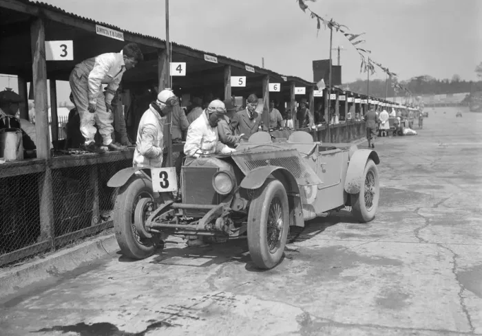 Framed Print : Invicta of FH Cairnes and George Field in the pits at the JCC Double Twelve race, Brooklands, 1931 Framed Print : Invicta of FH Cairnes and George Field in the pits at the JCC Double Twelve race, Brooklands, 1931