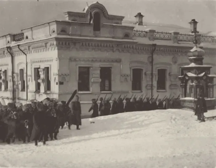 Framed Print : The Ipatiev House in Yekaterinburg, c. 1920 Framed Print : The Ipatiev House in Yekaterinburg, c. 1920