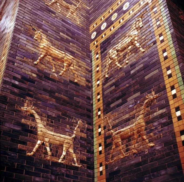 Framed Print : Detail of the Ishtar Gate, Babylon, c604-c562 BC Framed Print : Detail of the Ishtar Gate, Babylon, c604-c562 BC