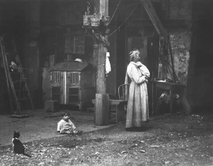 Framed Print : Italian courtyard, New Orleans, between 1920 and 1926. Creator: Arnold Genthe Framed Print : Italian courtyard, New Orleans, between 1920 and 1926. Creator: Arnold Genthe