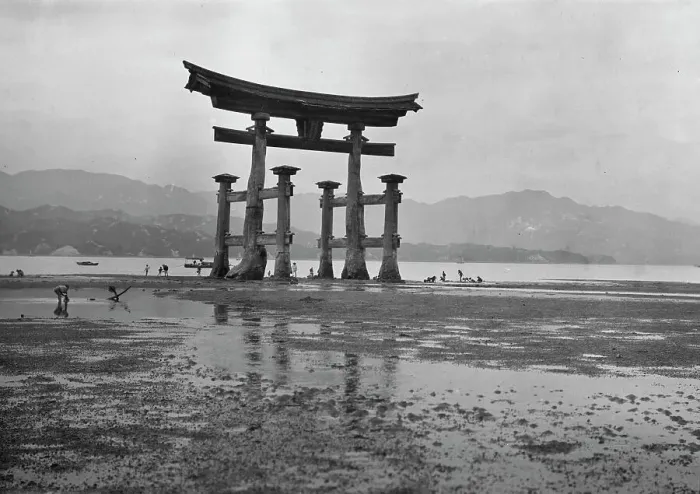 Framed Print : Itsukushima Shinto Shrine, Japan, 1908. Creator: Arnold Genthe Framed Print : Itsukushima Shinto Shrine, Japan, 1908. Creator: Arnold Genthe