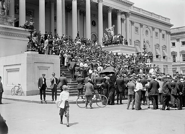 Jacob General Coxey Speaking On The Steps of Capitol, 1914. Creator: Harris & Ewing. Jacob General Coxey Speaking On The Steps of Capitol, 1914. Creator: Harris & Ewing