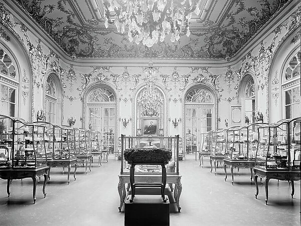 The Jade room, Metropolitan Museum of Art, New York, between 1900 and 1910. Creator: Unknown