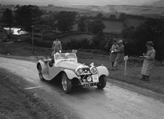 Framed Print : Jaguar SS 100 of Mrs V Hetherington competing in the South Wales Auto Club Welsh Rally Framed Print : Jaguar SS 100 of Mrs V Hetherington competing in the South Wales Auto Club Welsh Rally