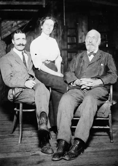 Framed Print : James Hardie Jr. and wife, Rev. Willard, between c1910 and c1915. Creator: Bain News Service Framed Print : James Hardie Jr. and wife, Rev. Willard, between c1910 and c1915. Creator: Bain News Service