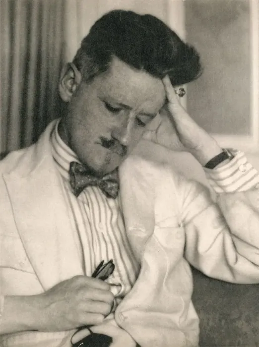 Framed Print : James Joyce, Irish author, 20th century Framed Print : James Joyce, Irish author, 20th century