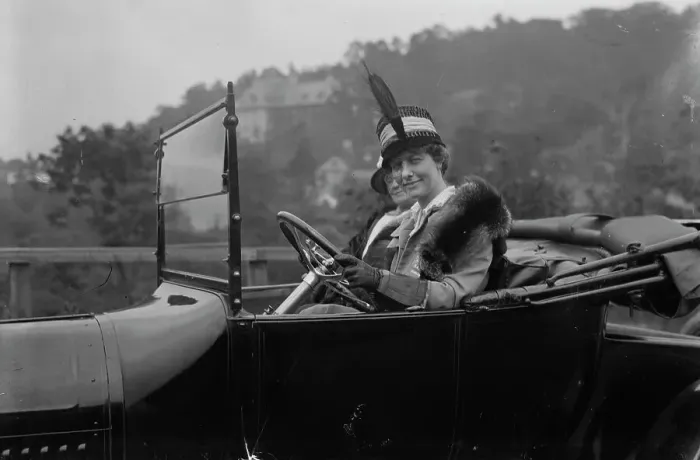Framed Print : Jane B. Sutherland, 1917. Creator: Bain News Service Framed Print : Jane B. Sutherland, 1917. Creator: Bain News Service