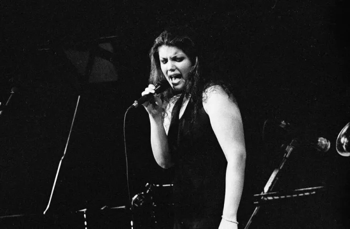 Framed Print : Jane Monheit, Brecon Jazz Festival, Brecon, Powys, Wales, Aug 2001 Framed Print : Jane Monheit, Brecon Jazz Festival, Brecon, Powys, Wales, Aug 2001