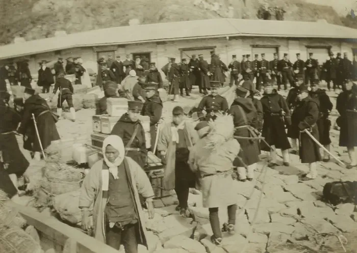 Framed Print : Japanese cavalry troops watching over their supplies on the beach at Chemulpo, 1904. Creator: Robert Lee Dunn Framed Print : Japanese cavalry troops watching over their supplies on the beach at Chemulpo, 1904. Creator: Robert Lee Dunn