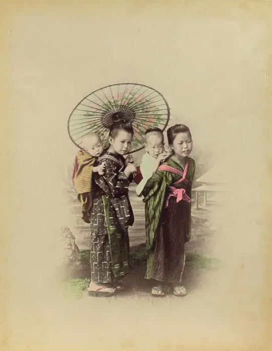 Framed Print : Japanese Mother with Her Three Children, 1870s-1890s. Creator: Kusakabe Kimbei Framed Print : Japanese Mother with Her Three Children, 1870s-1890s. Creator: Kusakabe Kimbei