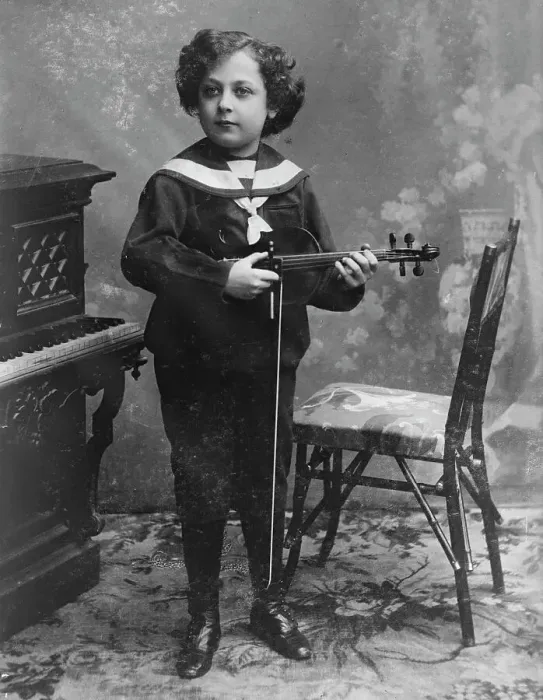 Framed Print : Jascha Heifetz, between c1910 and c1920. Creator: Bain News Service Framed Print : Jascha Heifetz, between c1910 and c1920. Creator: Bain News Service