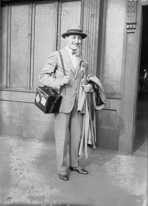 Framed Print : Jascha Heifetz, between c1915 and c1920. Creator: Bain News Service Framed Print : Jascha Heifetz, between c1915 and c1920. Creator: Bain News Service