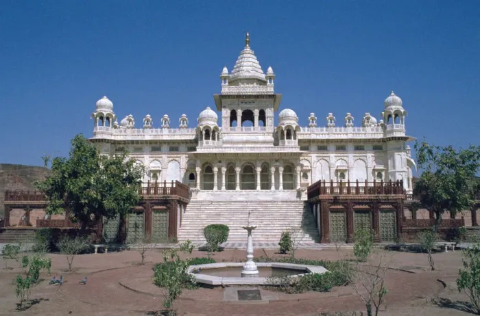 Framed Print : Jaswant Thada, Jodhpur, India Framed Print : Jaswant Thada, Jodhpur, India