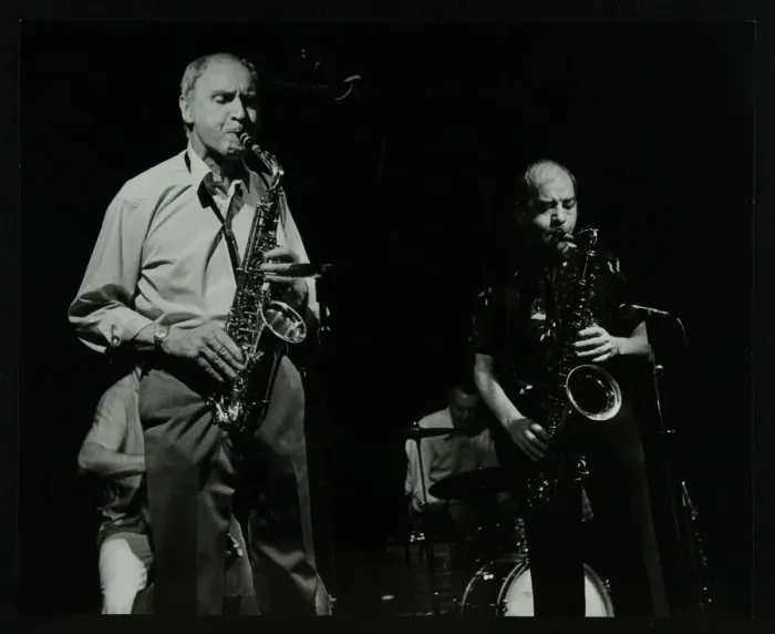 Framed Print : Jazz at The Stables, Wavendon, Buckinghamshire. Artist: Denis Williams Framed Print : Jazz at The Stables, Wavendon, Buckinghamshire. Artist: Denis Williams