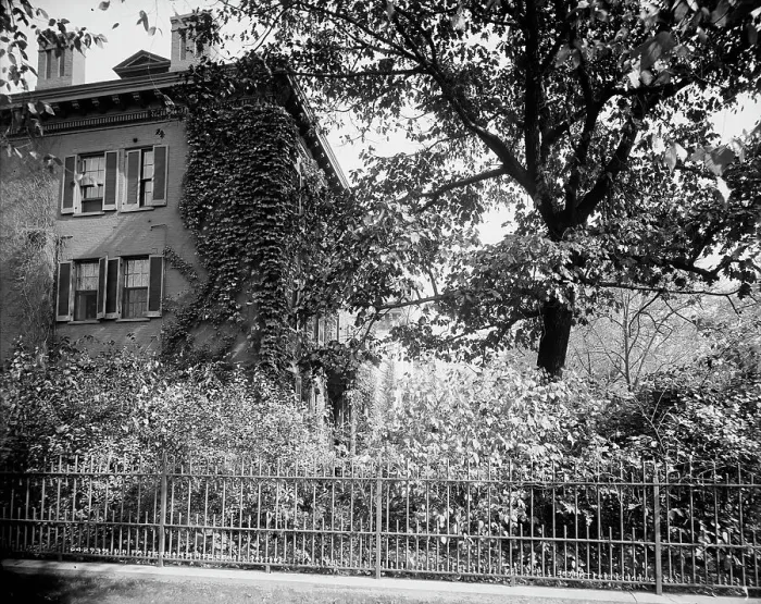 Framed Print : J.H. Patterson's residence, Dayton, Ohio, between 1900 and 1905. Creator: Unknown Framed Print : J.H. Patterson's residence, Dayton, Ohio, between 1900 and 1905. Creator: Unknown