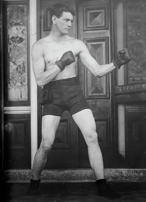 Framed Print : Jimmy Clabby. Boxing, between c1910 and c1915. Creator: Bain News Service Framed Print : Jimmy Clabby. Boxing, between c1910 and c1915. Creator: Bain News Service