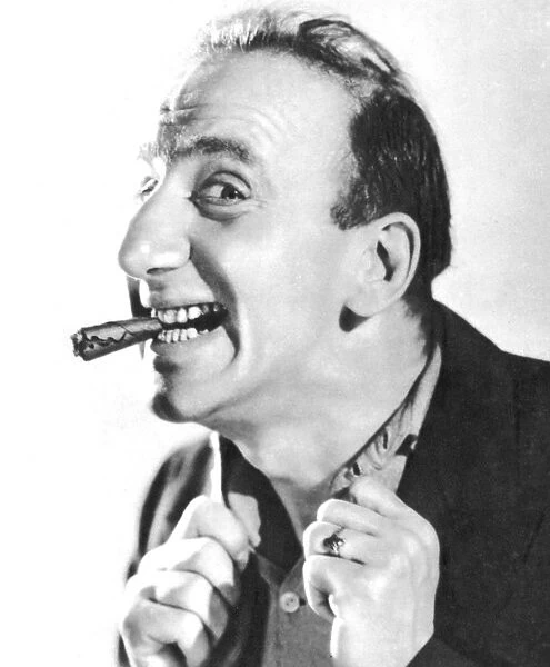 Jimmy Durante, American singer, pianist, actor and comedian, 1934-1935