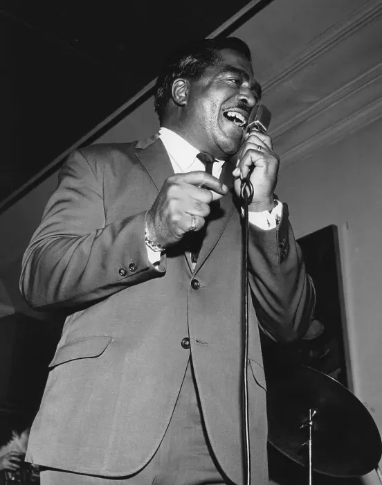Framed Print : Jimmy Witherspoon, Bull's Head, Barnes, London 1966. Creator: Brian Foskett Framed Print : Jimmy Witherspoon, Bull's Head, Barnes, London 1966. Creator: Brian Foskett
