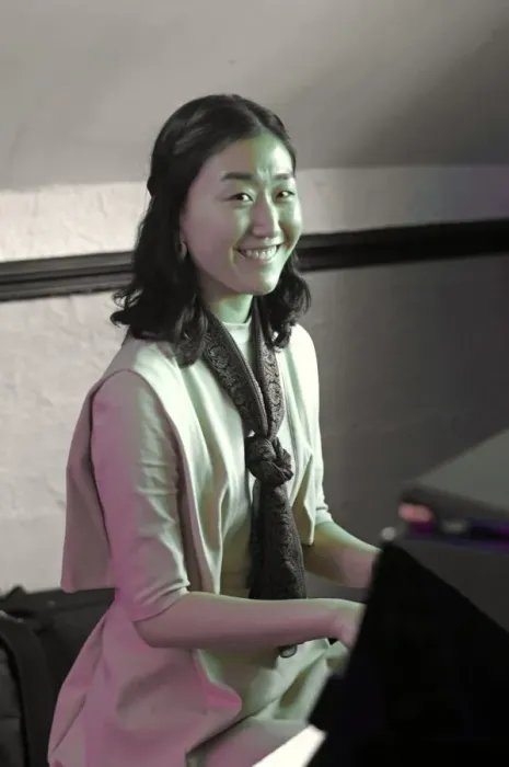 Framed Print : Jinjoo Yoo, Splash Point Jazz Club, Plough Inn, Rottingdean, East Sussex, UK, 17 May 2019 Framed Print : Jinjoo Yoo, Splash Point Jazz Club, Plough Inn, Rottingdean, East Sussex, UK, 17 May 2019