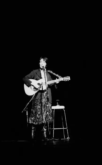 Framed Print : Joan Baez, Odeon Hammersmith, 1977. Artist: Brian O Connor Framed Print : Joan Baez, Odeon Hammersmith, 1977. Artist: Brian O Connor