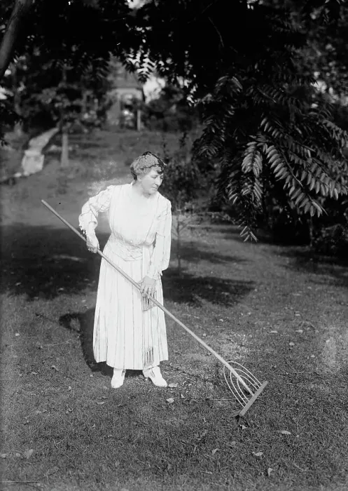 Framed Print : Johanna Gadski, between c1915 and c1920. Creator: Bain News Service Framed Print : Johanna Gadski, between c1915 and c1920. Creator: Bain News Service