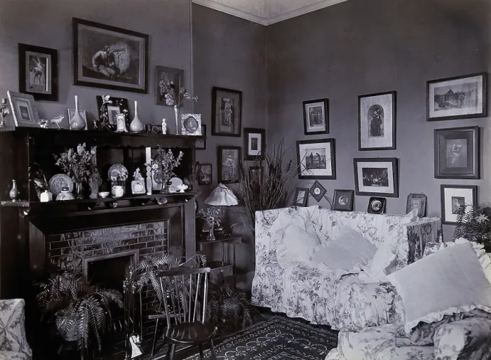 Framed Print : Johannesburg Hospital, South Africa: sitting room, c1905. Creator: Unknown Framed Print : Johannesburg Hospital, South Africa: sitting room, c1905. Creator: Unknown