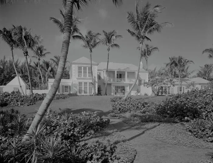 Framed Print : John B. Ford, residence in Hobe Sound, Florida, 1960. Creator: Gottscho-Schleisner, Inc Framed Print : John B. Ford, residence in Hobe Sound, Florida, 1960. Creator: Gottscho-Schleisner, Inc