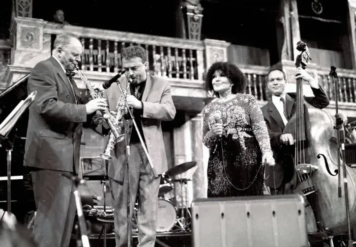 Framed Print : John Dankworth, Tim Garland, Cleo Laine and Alec Dankworth, The Globe, London, 2000 Framed Print : John Dankworth, Tim Garland, Cleo Laine and Alec Dankworth, The Globe, London, 2000
