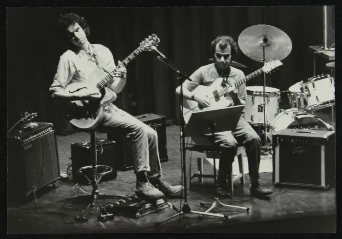 Framed Print : John Etheridge and Gary Boyle playing at Campus West Welwyn Garden City, Hertfordshire, 1984 Framed Print : John Etheridge and Gary Boyle playing at Campus West Welwyn Garden City, Hertfordshire, 1984