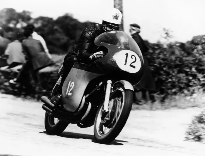 Framed Print : John Hartle winning the Isle of Man Junior TT, on an MV Agusta, 1960 Framed Print : John Hartle winning the Isle of Man Junior TT, on an MV Agusta, 1960