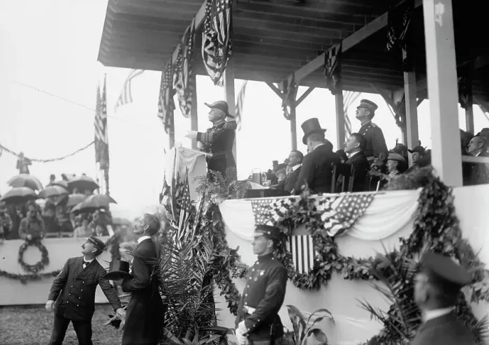 Framed Print : John Paul Jones Statue unveiling, Admiral George Dewey, U.S.N. 1912. Creator: Harris & Ewing. John Paul Jones Statue unveiling, Admiral George Dewey, U.S.N. 1912. Creator: Harris & Ewing Framed Print : John Paul Jones Statue unveiling, Admiral George Dewey, U.S.N. 1912. Creator: Harris & Ewing. John Paul Jones Statue unveiling, Admiral George Dewey, U.S.N. 1912. Creator: Harris & Ewing