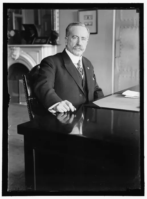 Framed Print : John Skelton Williams at desk, between 1913 and 1918. Creator: Harris & Ewing. John Skelton Williams at desk, between 1913 and 1918. Creator: Harris & Ewing Framed Print : John Skelton Williams at desk, between 1913 and 1918. Creator: Harris & Ewing. John Skelton Williams at desk, between 1913 and 1918. Creator: Harris & Ewing