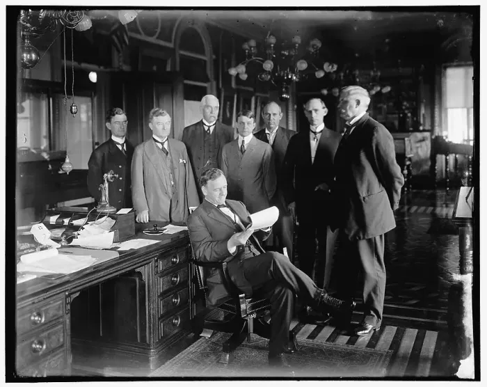 Framed Print : Josephus Daniels and group, between 1910 and 1920. Creator: Harris & Ewing. Josephus Daniels and group, between 1910 and 1920. Creator: Harris & Ewing Framed Print : Josephus Daniels and group, between 1910 and 1920. Creator: Harris & Ewing. Josephus Daniels and group, between 1910 and 1920. Creator: Harris & Ewing