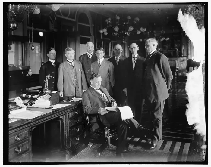 Framed Print : Josephus Daniels and group, between 1910 and 1920. Creator: Harris & Ewing. Josephus Daniels and group, between 1910 and 1920. Creator: Harris & Ewing Framed Print : Josephus Daniels and group, between 1910 and 1920. Creator: Harris & Ewing. Josephus Daniels and group, between 1910 and 1920. Creator: Harris & Ewing