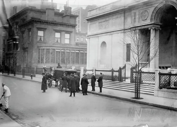 Framed Print : J.P. Morgan's body taken from his library, between c1910 and c1915. Creator: Bain News Service Framed Print : J.P. Morgan's body taken from his library, between c1910 and c1915. Creator: Bain News Service