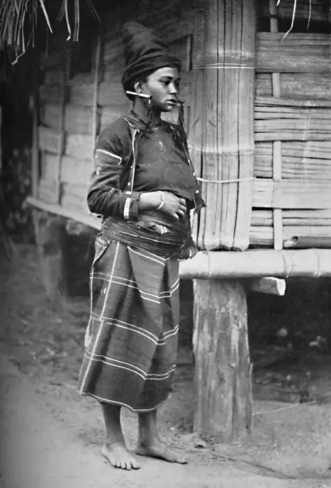 Framed Print : A Kachin woman, 1902. Artist: Watts & Skeen Framed Print : A Kachin woman, 1902. Artist: Watts & Skeen